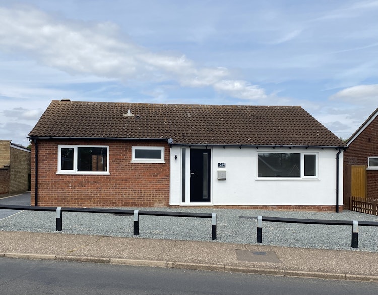 3 bedroom detached bungalow