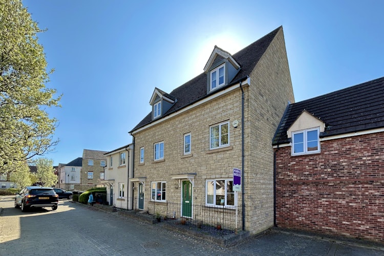 3 bedroom terraced house