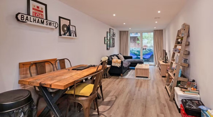 2 bedroom apartment