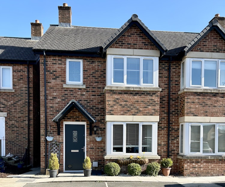 3 bedroom semi-detached house