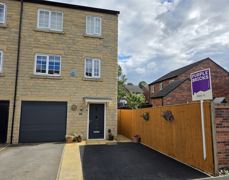 4 bedroom semi-detached house