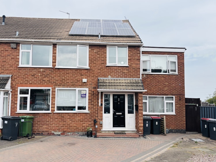 3 bedroom end of terrace house