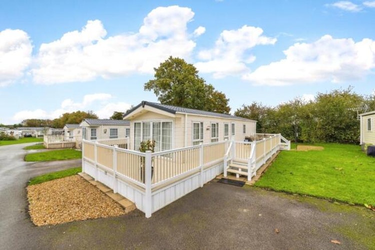 2 bedroom park home
