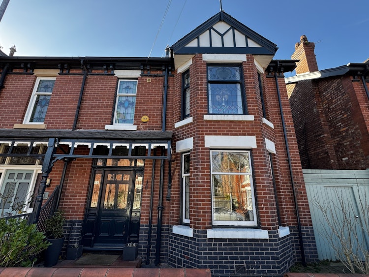 3 bedroom semi-detached house