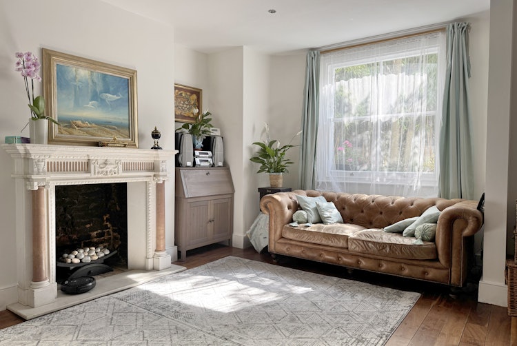 2 bedroom ground floor flat