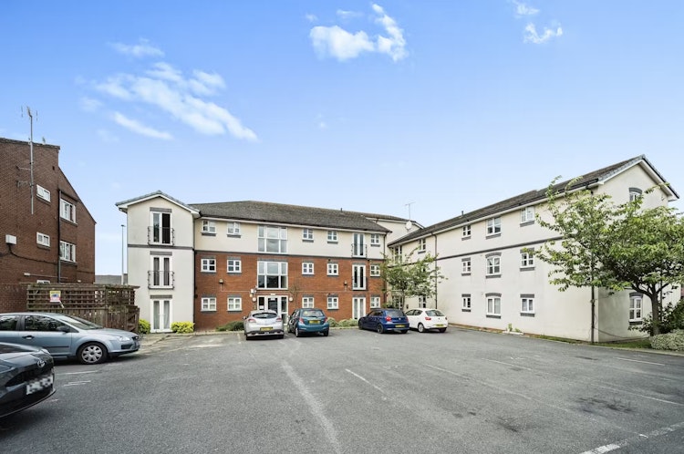 2 bedroom apartment