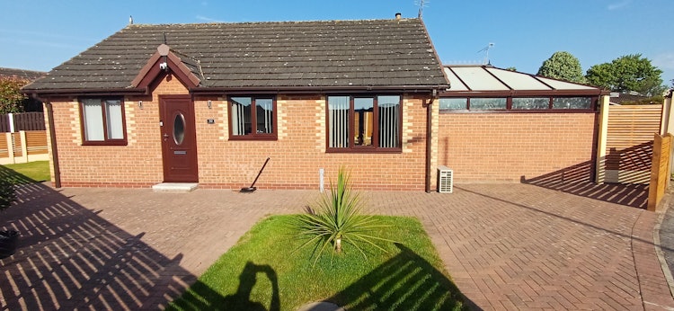 2 bedroom detached bungalow
