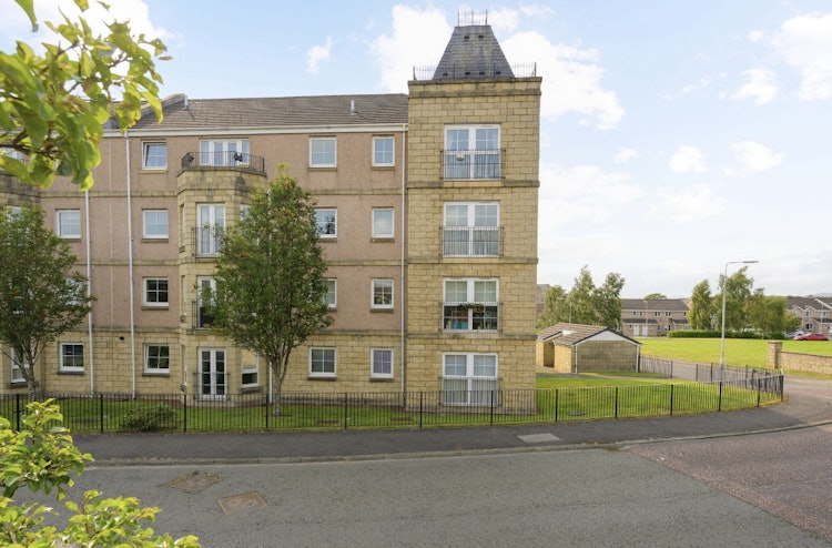 2 bedroom flat