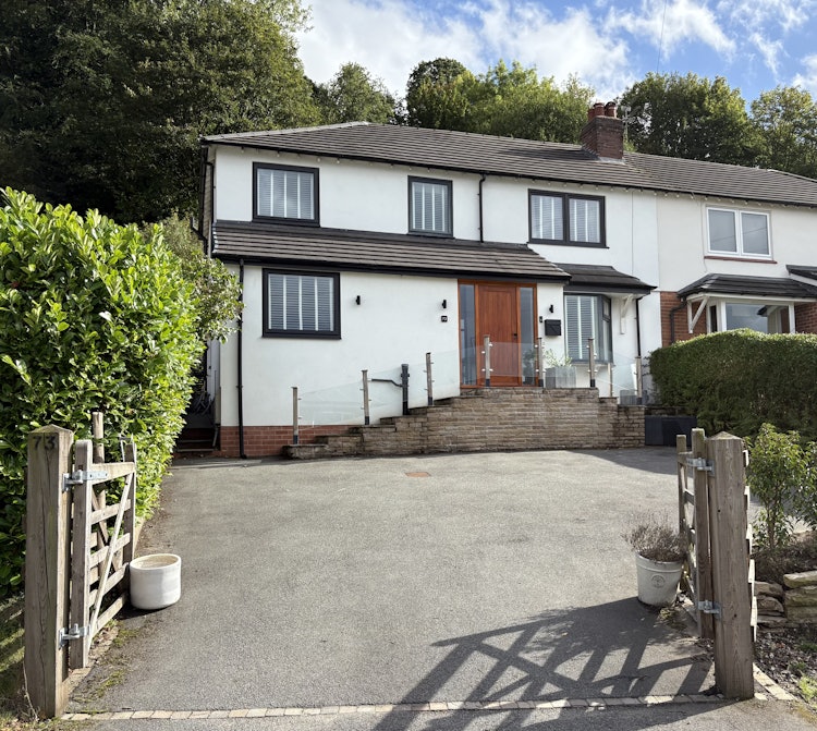 4 bedroom semi-detached house