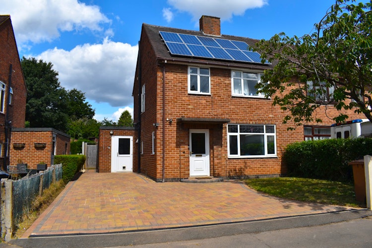 3 bedroom semi-detached house