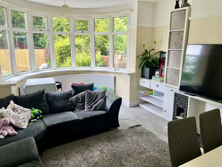 3 bedroom semi-detached house