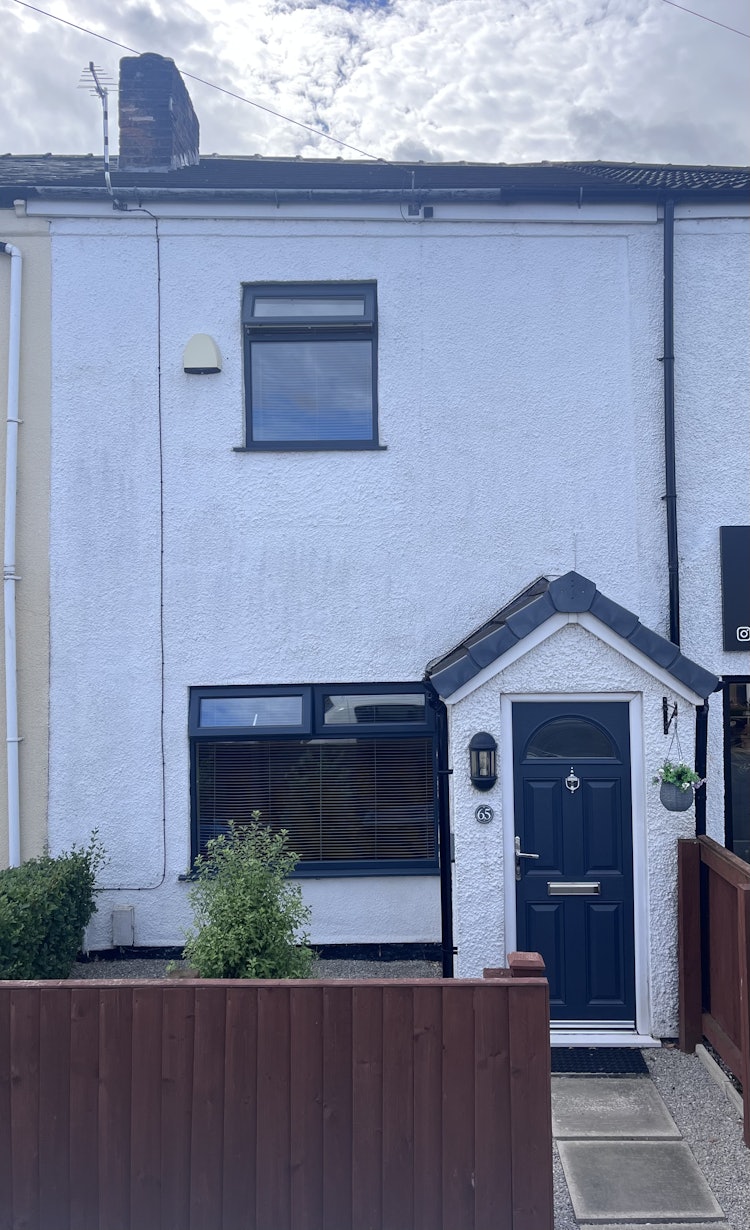 2 bedroom terraced house