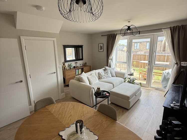 2 bedroom semi-detached house