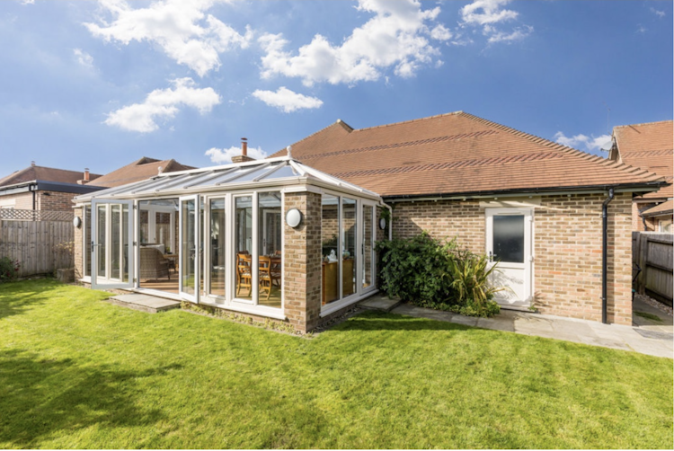 3 bedroom detached bungalow