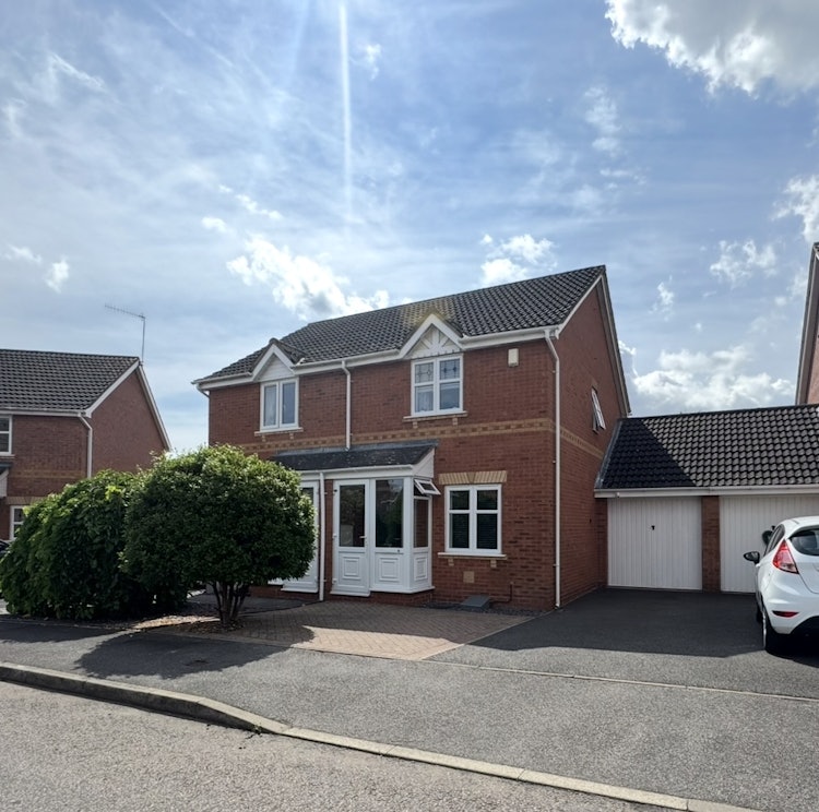 2 bedroom semi-detached house