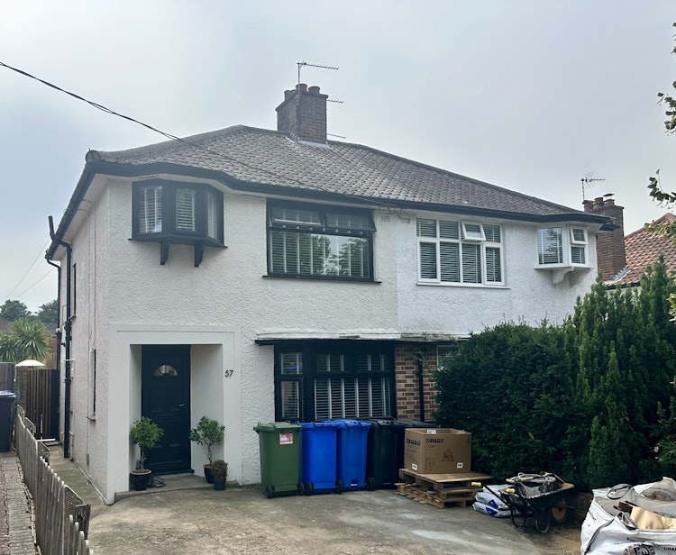 3 bedroom semi-detached house