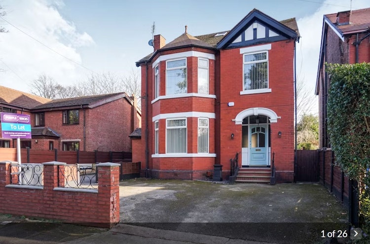 5 bedroom detached