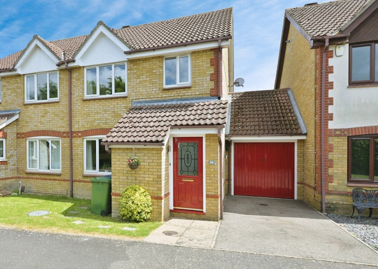 3 bedroom semi-detached house