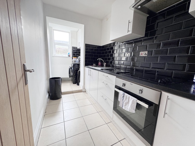 1 bedroom flat