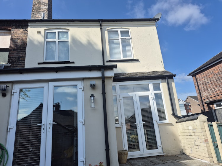 2 bedroom semi-detached house