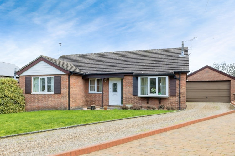 3 bedroom detached bungalow