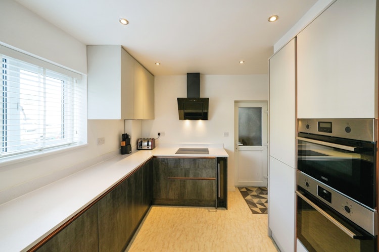 3 bedroom semi-detached house