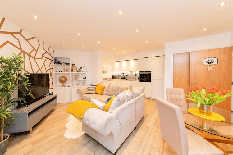 2 bedroom apartment