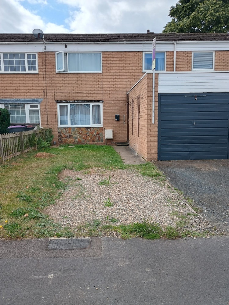 3 bedroom terraced house