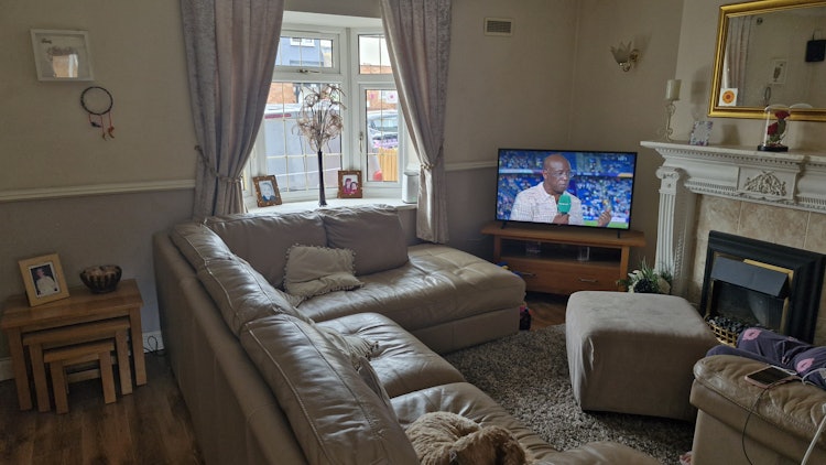 3 bedroom end of terrace house