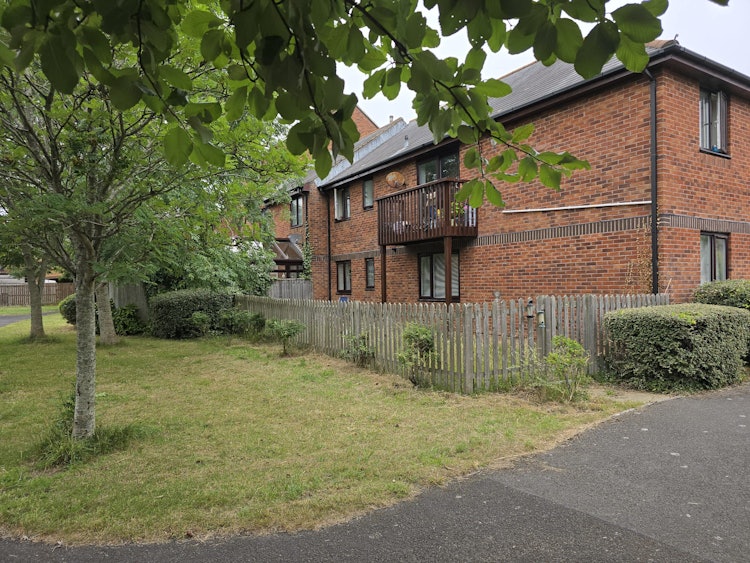 1 bedroom flat