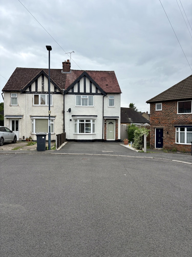 3 bedroom semi-detached house