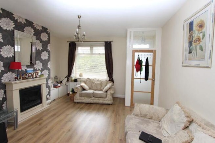 2 bedroom terraced house