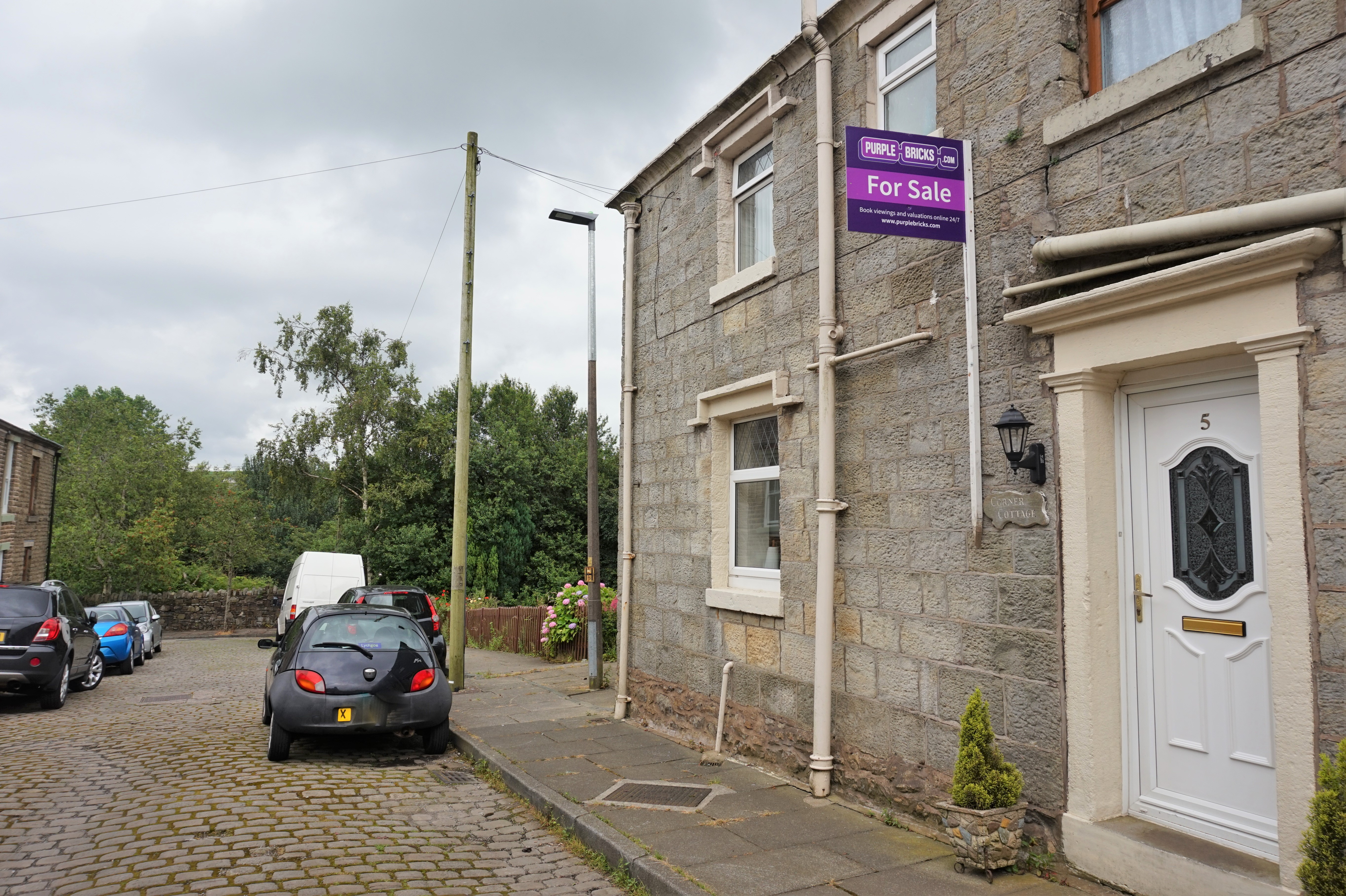 Corner Cottage