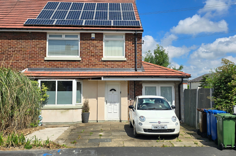 3 bedroom semi-detached house
