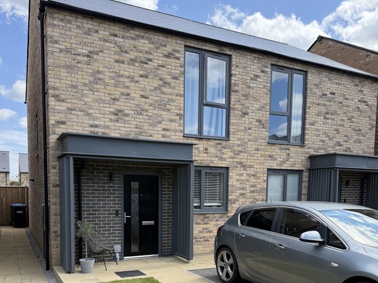 2 bedroom semi-detached house