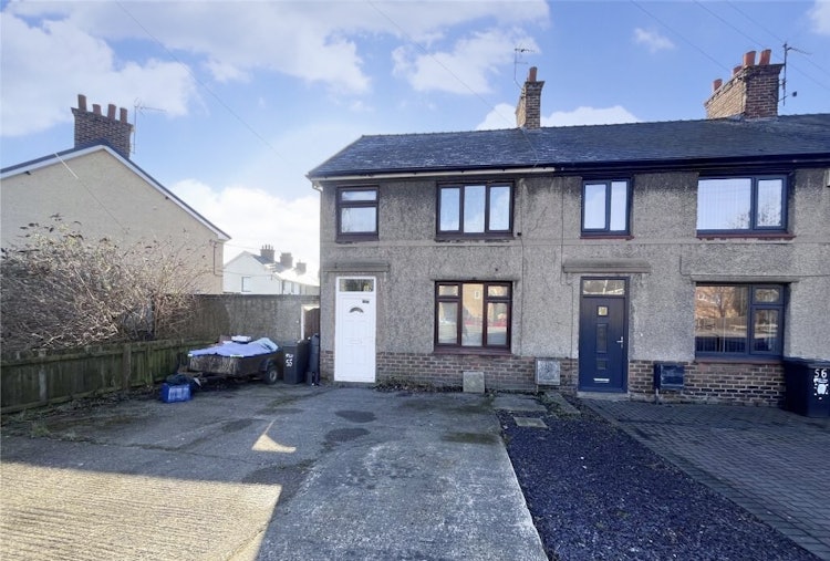 3 bedroom semi-detached house