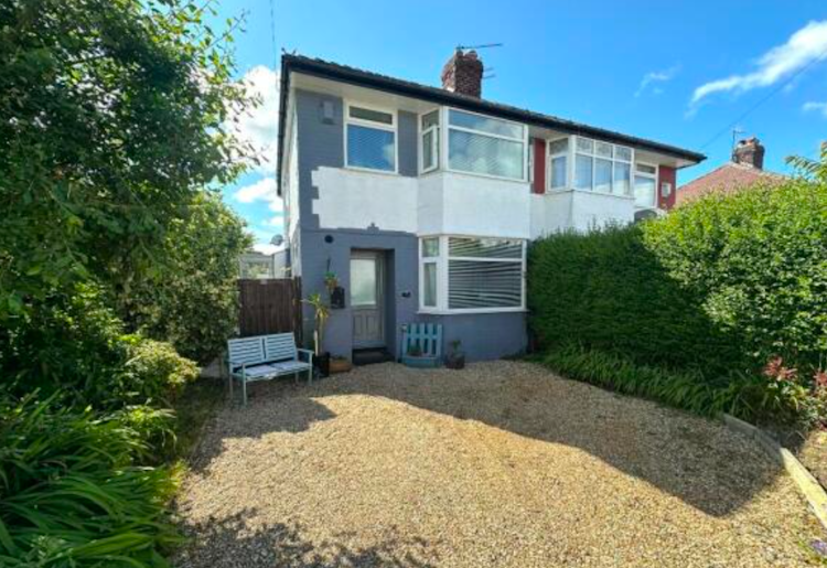 3 bedroom semi-detached house