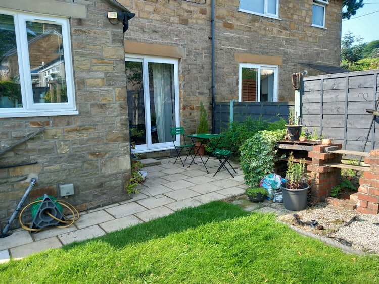 3 bedroom semi-detached house