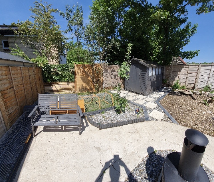 4 bedroom semi-detached house