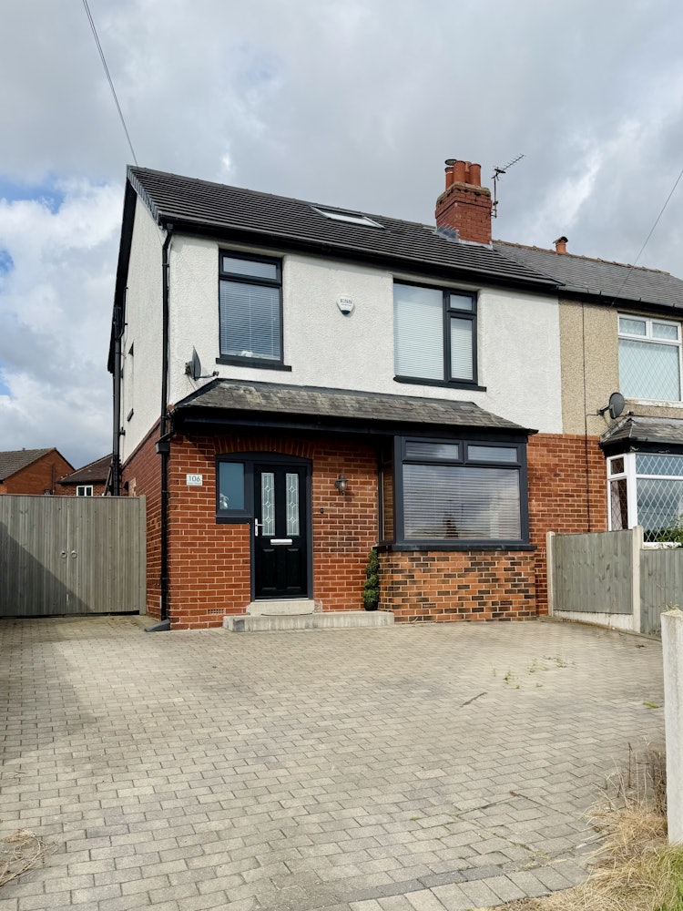 4 bedroom semi-detached house