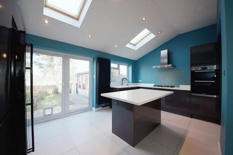 4 bedroom semi-detached house