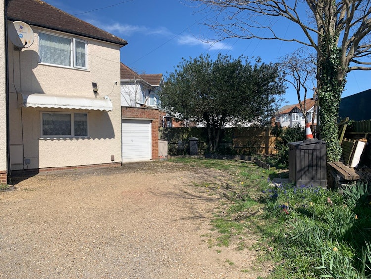 1 bedroom semi-detached house
