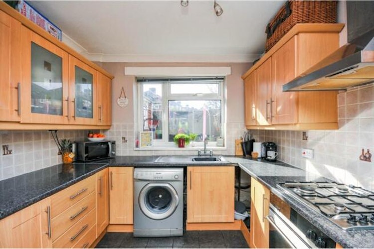 3 bedroom terraced house