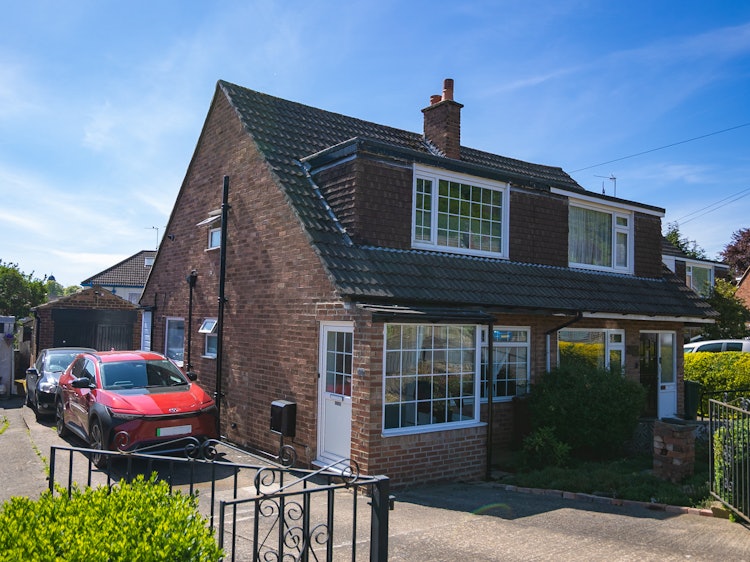 3 bedroom semi-detached house