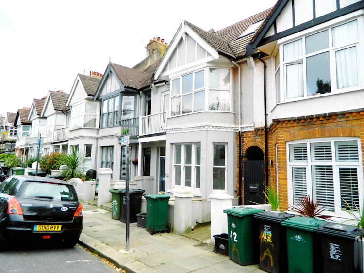 2 bedroom ground floor flat