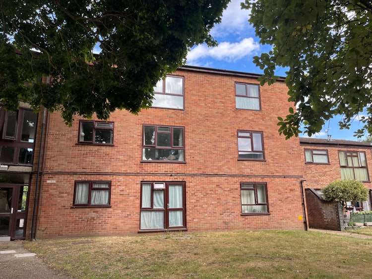 2 bedroom apartment