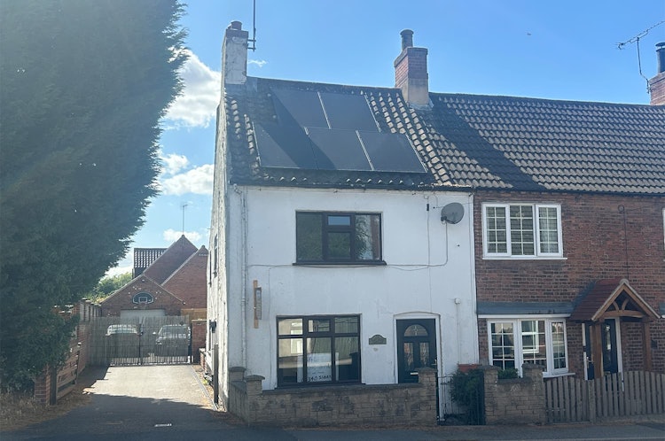 2 bedroom end of terrace house