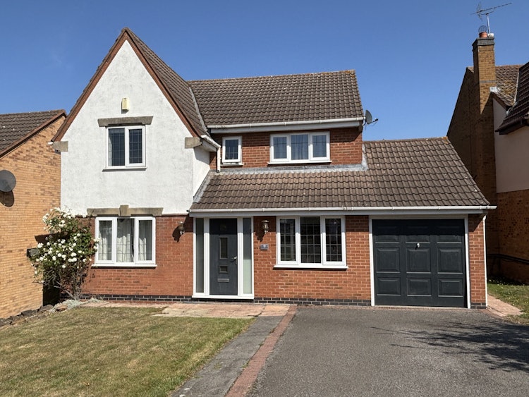 4 bedroom detached house