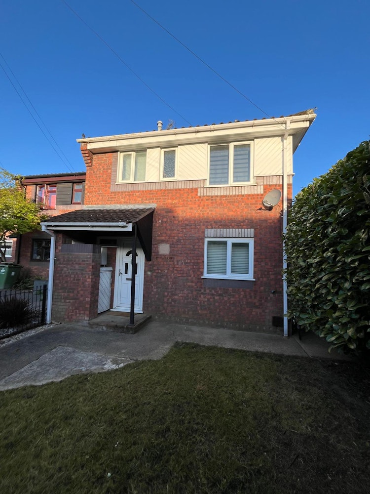 3 bedroom terraced house