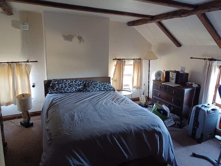 4 bedroom detached house